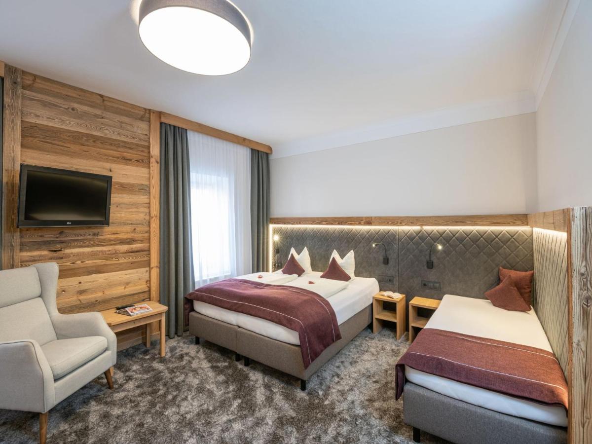 Hotel Stegerbraeu Radstadt Exterior photo