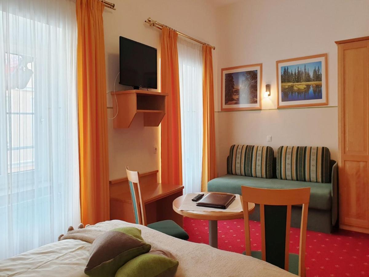 Hotel Stegerbraeu Radstadt Exterior photo